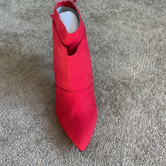 Brand new Red ankle boots - Picture 5 of 6